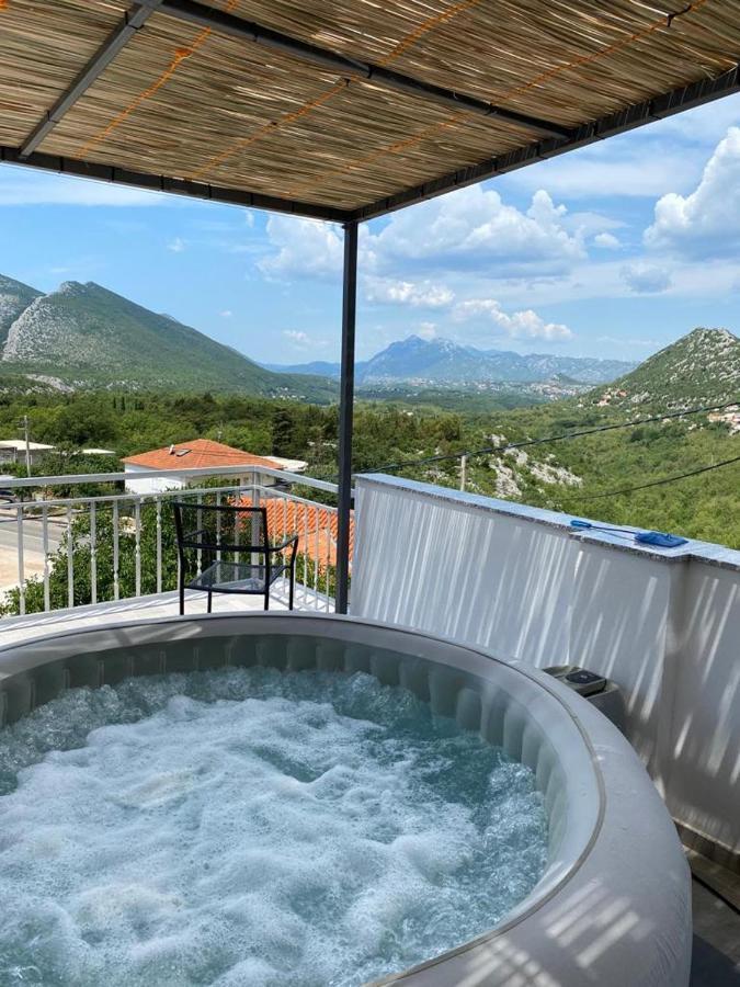 Holiday Home Horizonte With Jacuzzi Gornja Brela Exteriér fotografie
