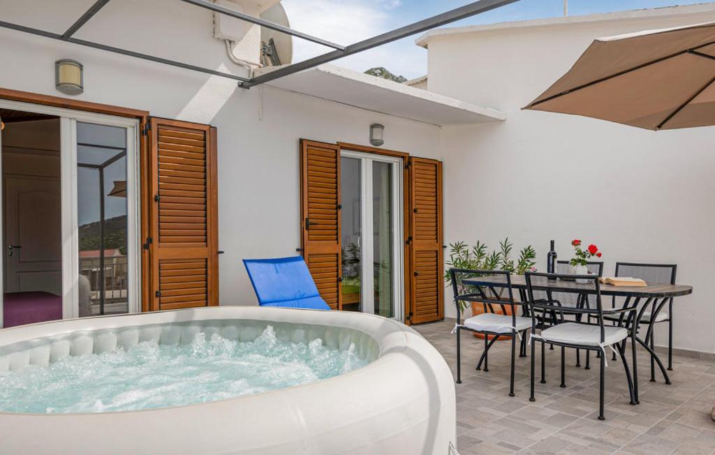 Holiday Home Horizonte With Jacuzzi Gornja Brela Exteriér fotografie
